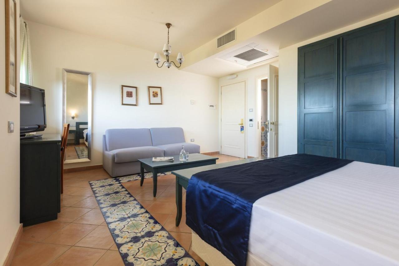 Summit Hotel Gaeta Esterno foto