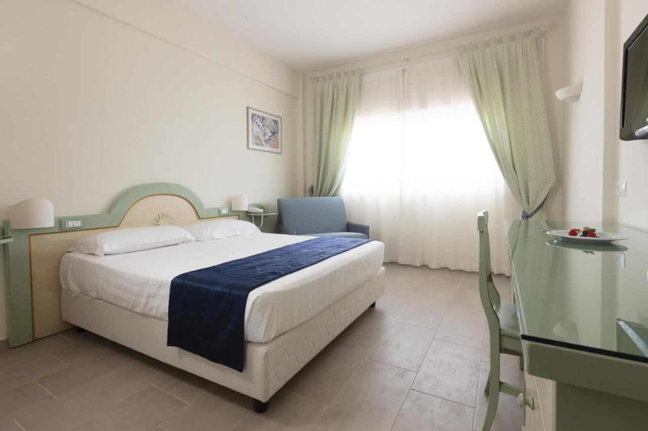 Summit Hotel Gaeta Esterno foto
