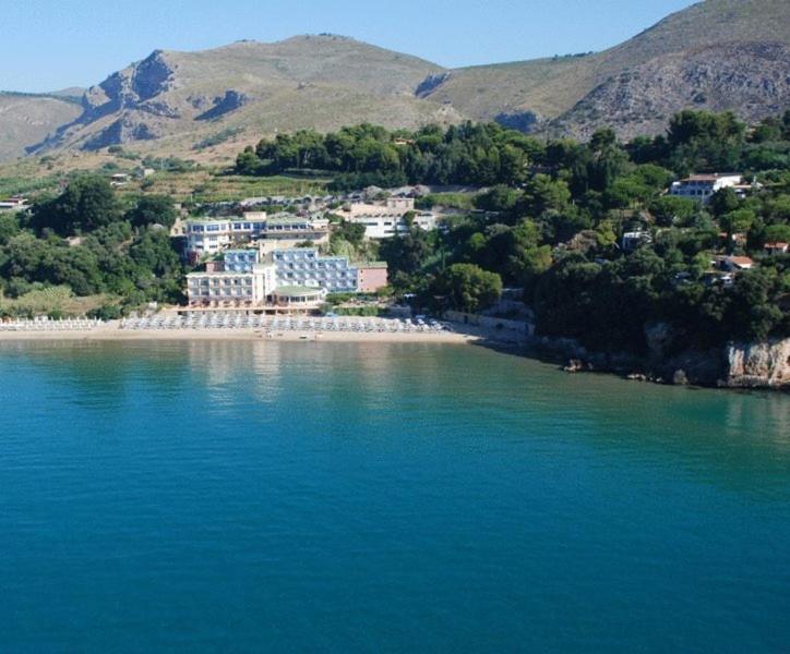 Summit Hotel Gaeta Esterno foto