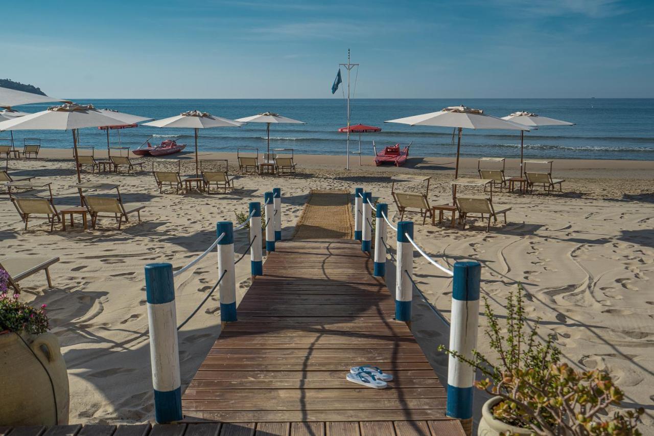 Summit Hotel Gaeta Esterno foto
