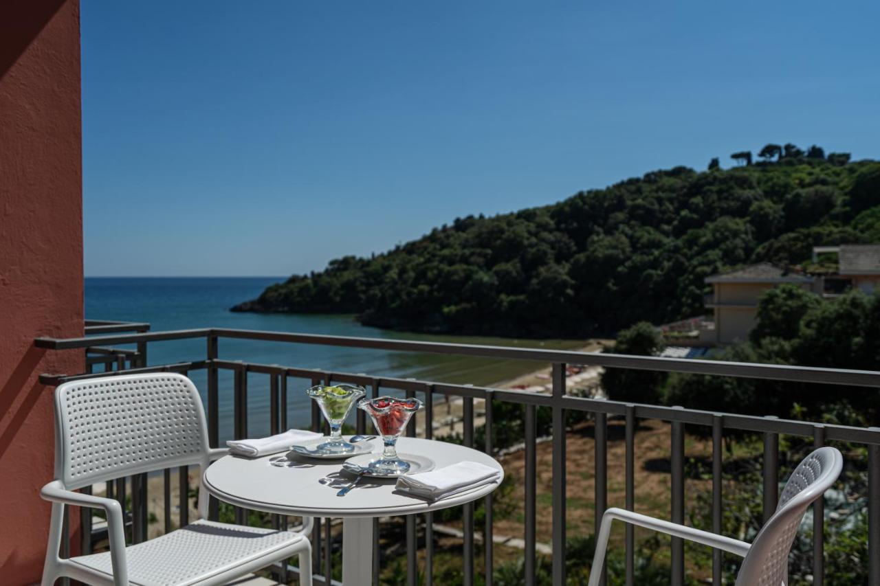 Summit Hotel Gaeta Esterno foto