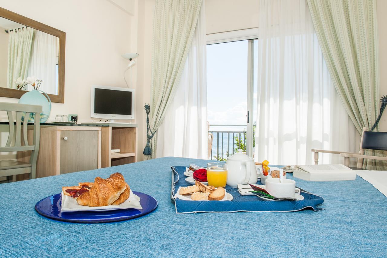 Summit Hotel Gaeta Esterno foto