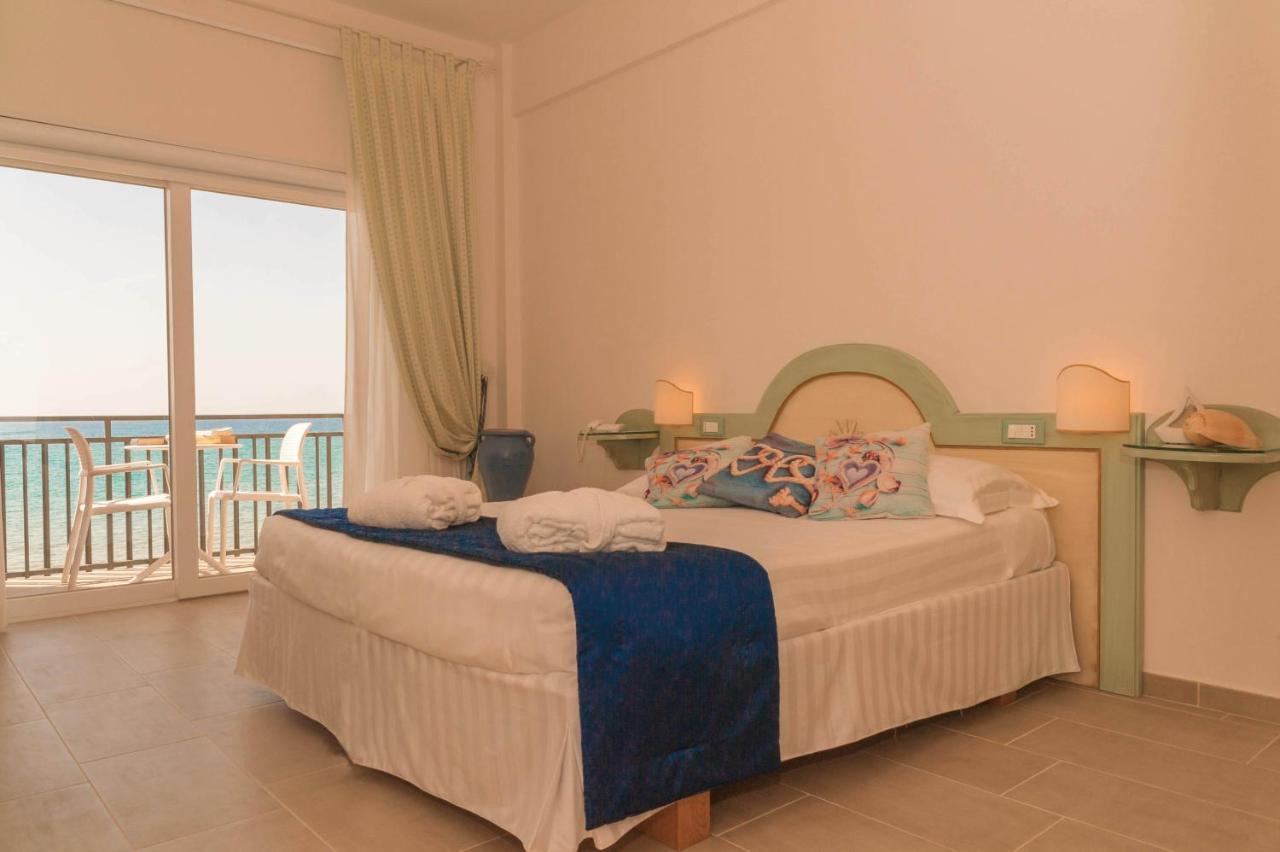 Summit Hotel Gaeta Esterno foto