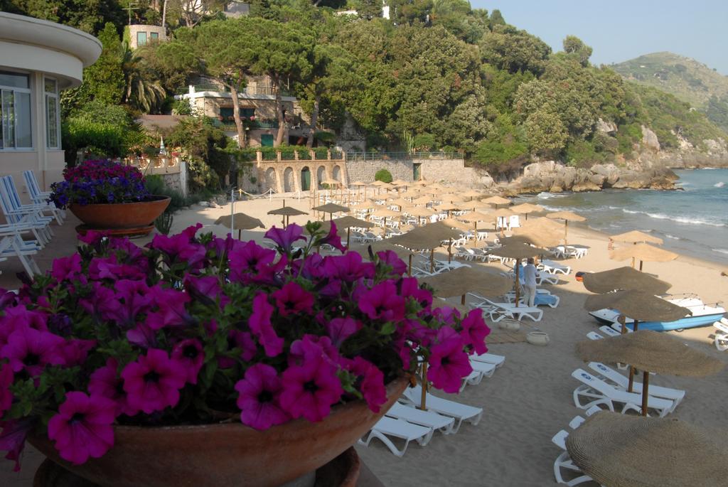 Summit Hotel Gaeta Esterno foto