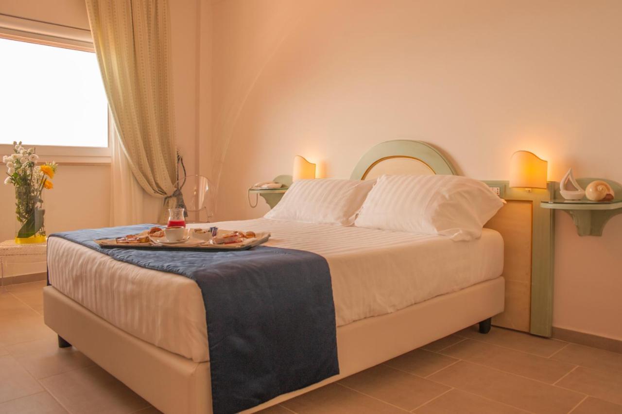 Summit Hotel Gaeta Esterno foto